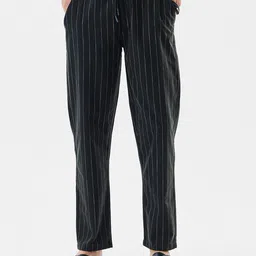 Snitch Men Striped Relaxed Black Mid-Rise Straight Fit Trouser-image-94