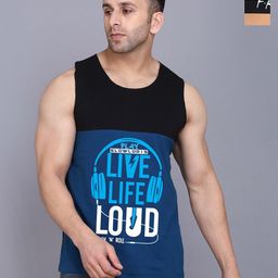 SLOWLORIS Men 2 Colourblocked Pockets Slim Fit T-shirt-image-61