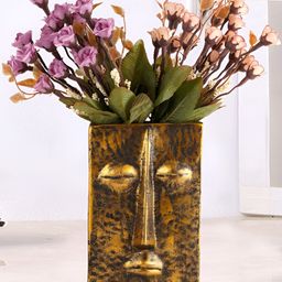 Zart Gold-Toned Idol Showpiece-picture-4