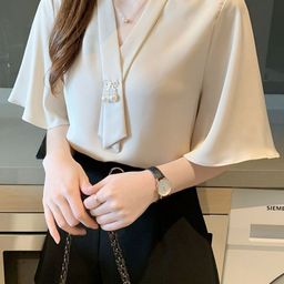 HERE&NOW V-Neck Short Flared Sleeve Top-picture-18