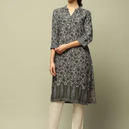 Rangriti Women Geometric Thread Work Kurta-image-76