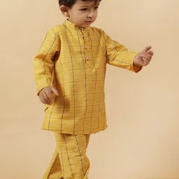 TJORI Boys Checked Band Collar Pure Cotton Straight Kurta With Pyjamas-picture-22