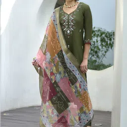 Women Ethnic Motifs Printed Kurta with Trousers & Dupatta-picture-9
