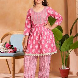 Aarika Girls Ethnic Motifs Printed Regular Pure Cotton Kurta with Trousers-picture-14
