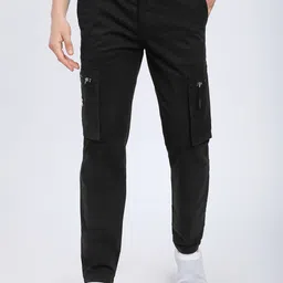 Beyoung Men Slant Zipper Pocket Cargo Pants-image-26