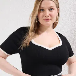 Trendyol Women Sweet Heart Neck Top-picture-22