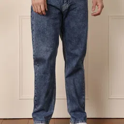 WROGN Men Comfort Relaxed Fit Light Fade Jeans-image-81