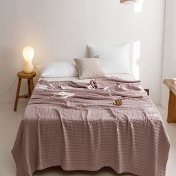 JC HOME Pink Geometric AC Room 300 GSM Single Bed Quilt-image-34