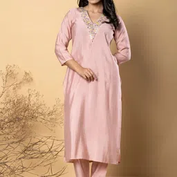 Readiprint Floral Embroidered Mirror Work V-Neck Straight Kurta With Trousers-picture-13
