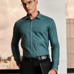 INVICTUS Men Premium Slim Fit Solid Cutaway Collar Pure Cotton Formal Shirt-picture-38