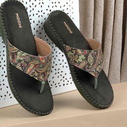 Mochi Women Embellished Open Toe Flats-image-21