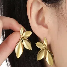 Aurelva Studs Earrings-image-33