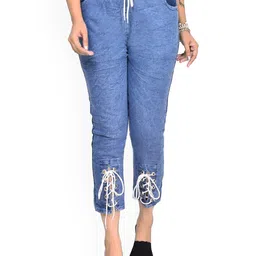 STYLOKAT Girls Comfort Regular Fit Mid-Rise Low Distress Light Fade Jeans-picture-47