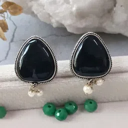 BLACKBOX Artificial Stones Studded & Beaded Triangular Shaped Oxidised Studs image 5