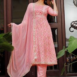 SHALIG Women Floral Printed Regular Mirror Work Kurta with Trousers & With Dupatta-7