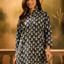 Sangria Women Printed Pure Cotton Mandarin Collar Short Kurtis-image-63