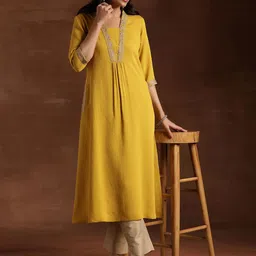 Libas Women Floral Yoke Embroidered Floral Kurta-image-23