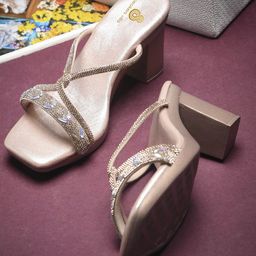 sneakers villa Women Embellished Open Toe Block Heel Sandals-15