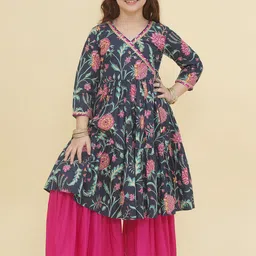 Bitiya by Bhama Girls Ethnic Motifs Printed Angrakha Gotta Patti Pure Cotton Kurta with Sharara-picture-53