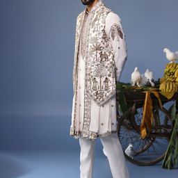 KALPRAAG Men Floral Embroidered Regular Sequinned Kurta with Trousers & With Dupatta image 5