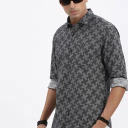 SHOWOFF Men Premium Spread Collar Abstract Printed Cotton Slim Fit Casual Shirt-image-82