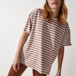 Happiness istanbul Women Striped Round Neck Oversized T-shirt-picture-17