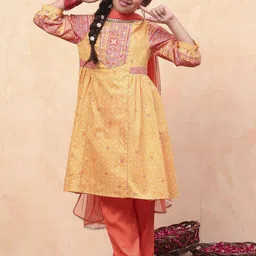 Biba Girls Bandhani Printed Regular Pure Cotton Kurta with Palazzos & With Dupatta-picture-19