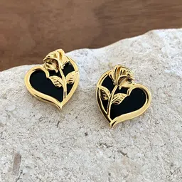 FIMBUL Gold-Plated Heart Shaped Studs-20