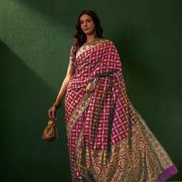 DEVATITHI Woven Design Zari Silk Blend Banarasi Saree-image-57