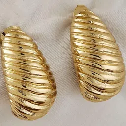 Dressberry Gold Plated Circular Half Hoop Earrings-11