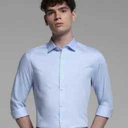 Jack & Jones Men Cutaway Collar Vertical Striped Cotton Slim Fit Casual Shirt-picture-41