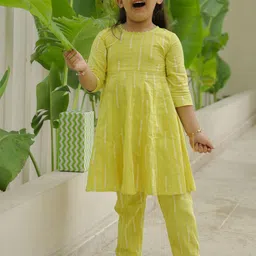 Hoshi by A&T Girls Striped Regular Pure Cotton Anarkali Kurta with Trousers-picture-6