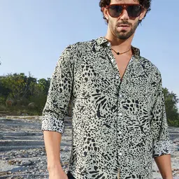 Campus Sutra Men Classic Printed Leopard Imprint Shirt-image-35