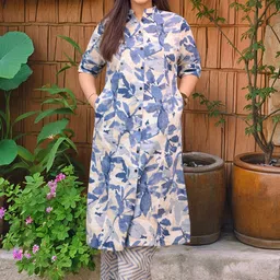Aaghnya Women Floral Printed Regular Kurta with Palazzos-image-78