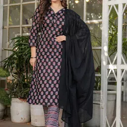 Siya Fashion Floral Printed V-Neck Straight Kurta With Trouser & Dupatta-image-45