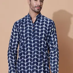 MOSHI Men Geometric Printed Thread Work Kurta-image-89