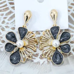 VAGHBHATT Floral Drop Earrings-image-42