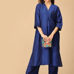 The Mom Store Pleated Raw Silk V-Neck A-Line Kurta With Trousers-image-7