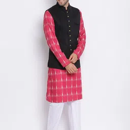 Hangup Men Black Printed Kurta with Pyjamas image 4