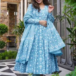 MANOJAVA Ethnic Motifs Printed V-Neck Angrakha Pure Cotton Kurta With Palazzos And Dupatta-image-9