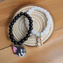 Lovemi Movements Unisex Set Of 2 Artificial Beaded Tom & Jerry Charm Bracelets-picture-2