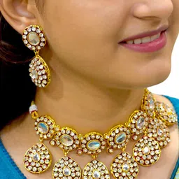 TISHUL JEWELS Gold-Plated Kundan Studded Jewellery Set-50