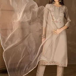Inddus Women Floral Yoke Design Regular Thread Work Kurta with Trousers & With Dupatta-31