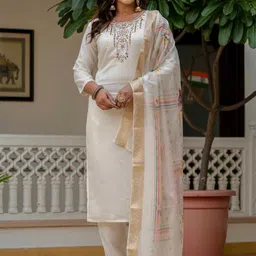 DWIZA ENTERPRISE Women Floral Embroidered Regular Thread Work Kurta with Trousers & With Dupatta-picture-7
