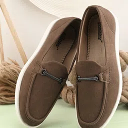 Roadster Men Solid Round Toe Lightweight Casual Slip On Loafers-image-38