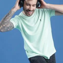 Men Solid Round Neck Polyester Blue T-Shirt-image-18