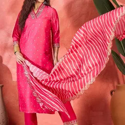 Sangria Geometric Printed V-Neck Zari Straight Kurta With Trouser And Dupatta-4