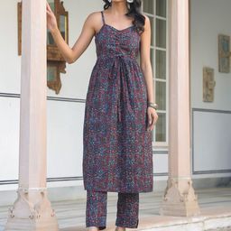 Janasya Women Ethnic Motifs Printed Regular Pure Cotton Kurta with Trousers-40