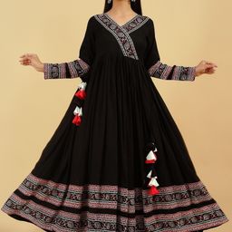 kipek Women Floral Kurta-image-66
