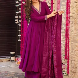 BAESD Embroidered Layered Thread Work Anarkali Kurta With Trousers & Dupatta image 4